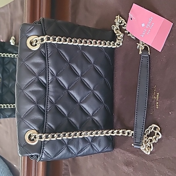 Kate Spade Black Quilted Shoulder Bag with Gold Chain - Picture 4 of 8